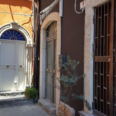 Apartament Il Pozzo Di Santa Teresa Katania Zewnętrze zdjęcie
